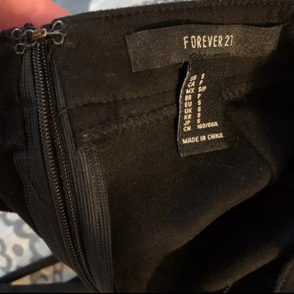Like New Faux Suede Tie up Skirt - Picture 4 of 4
